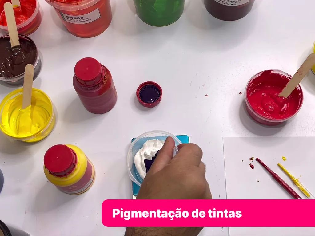 mestre_das_tintas_serigrafia_rafael_roan_formula_o_de_cores_4