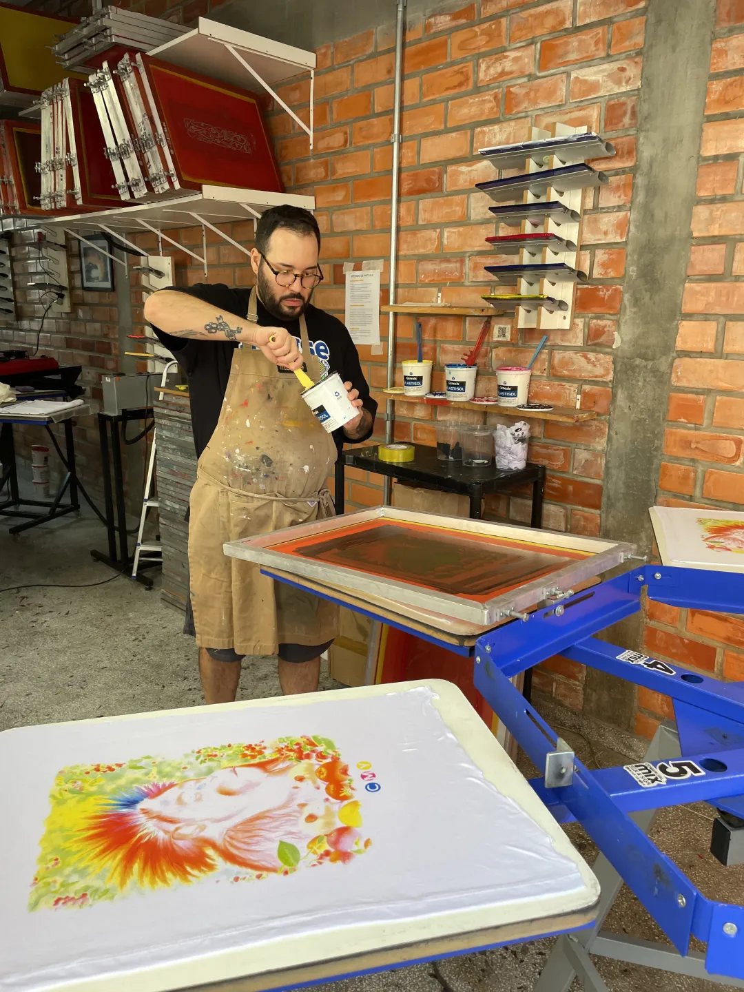silktv_academy_lab_g_nesis_curso_mouse_serigrafia_img_1