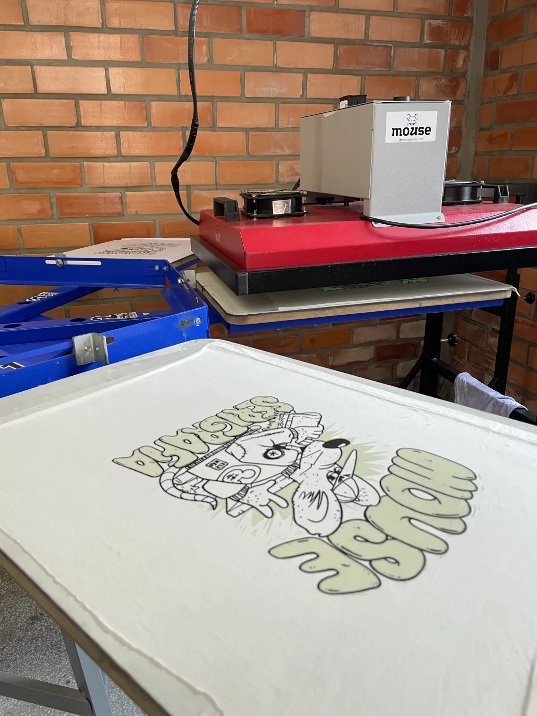 silktv_academy_lab_g_nesis_curso_mouse_serigrafia_img_3
