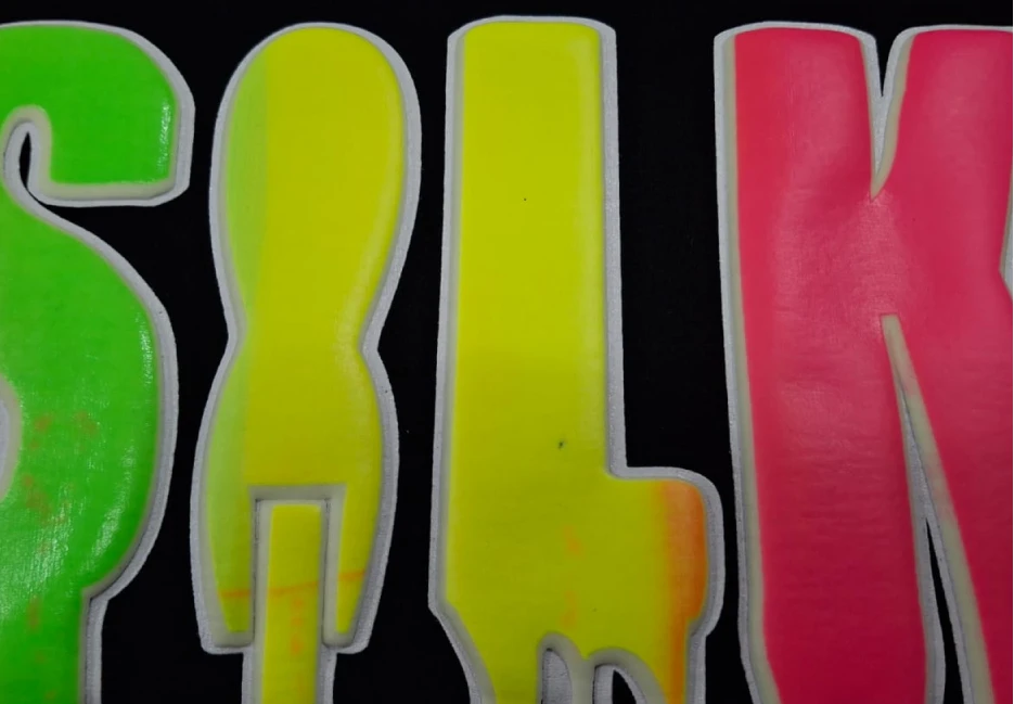 lab_g_nesis_silktv_rafael_roan_nascimento_rocha_serigrafia_aul_o_estampas_de_outra_dimens_o_nascimento_estampas_7_1x